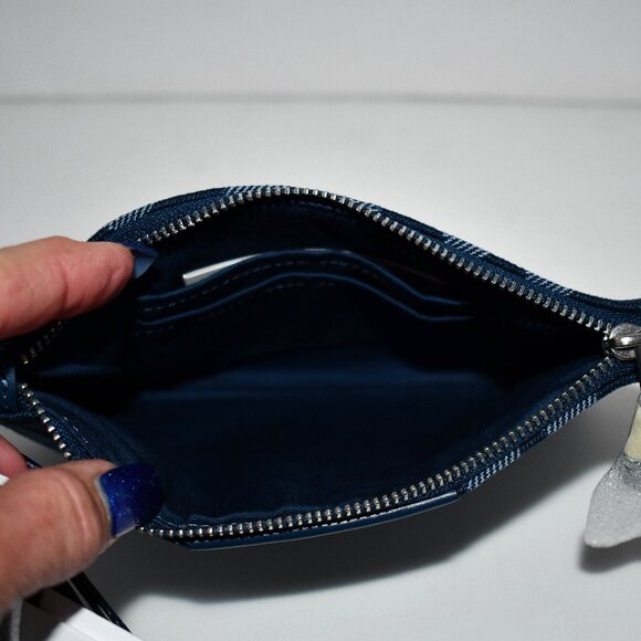 COACH Essential SMALL Wristlet in Demin #CAT61 LHRHY NWT - Picture 2 of 5